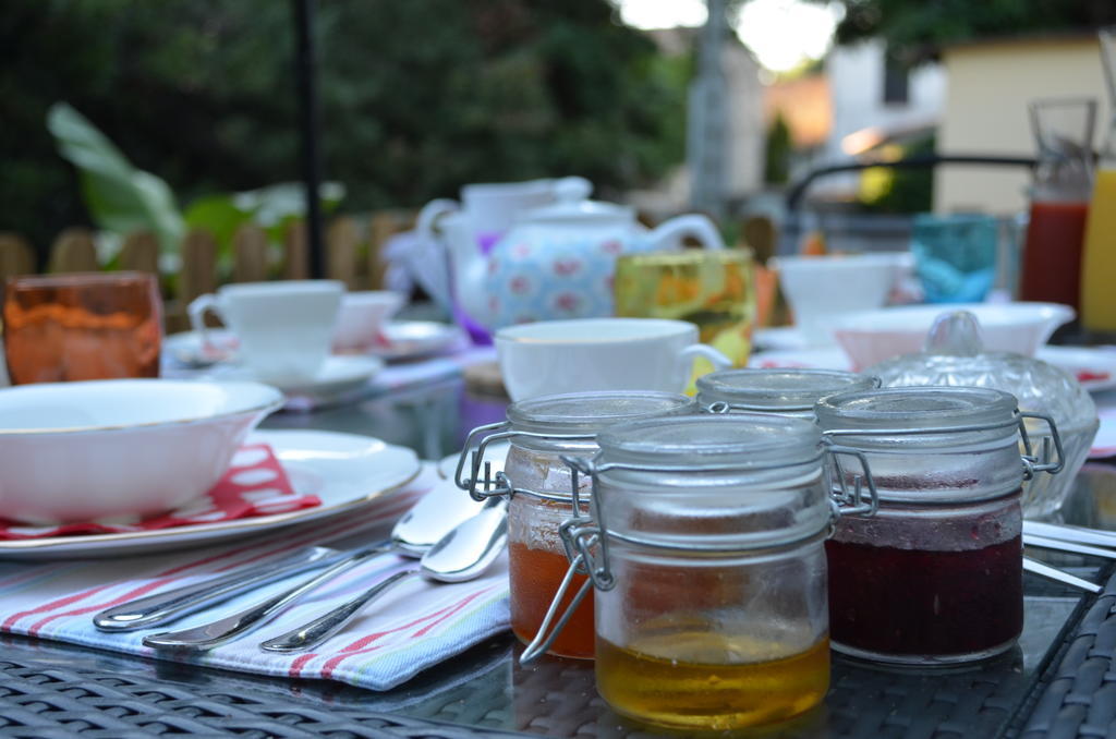The Coach House Bed & Breakfast Conques-sur-Orbiel Bagian luar foto