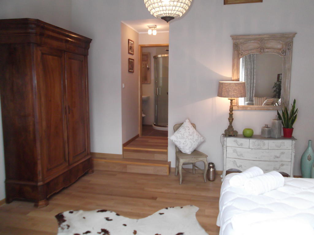 The Coach House Bed & Breakfast Conques-sur-Orbiel Ruang foto